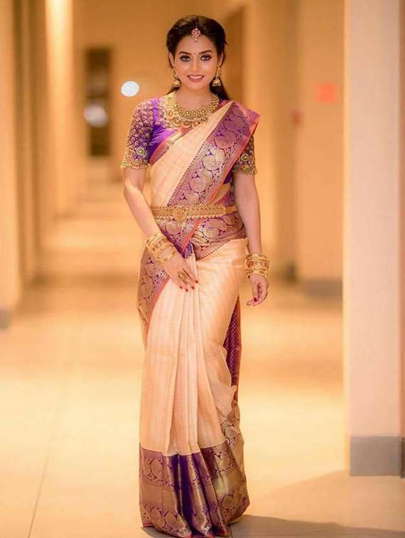 women self design kanjivaram saree with blouse