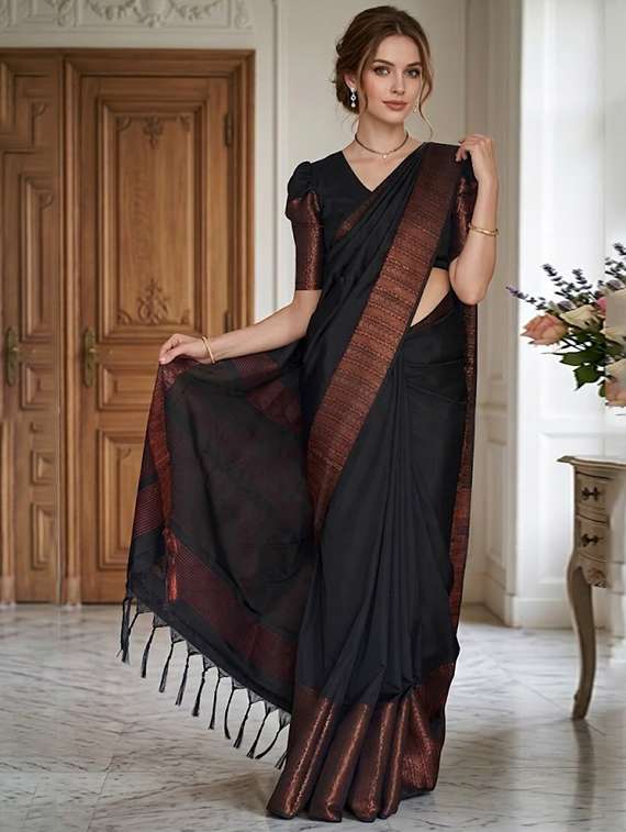 women solid with bordered saree with blouse