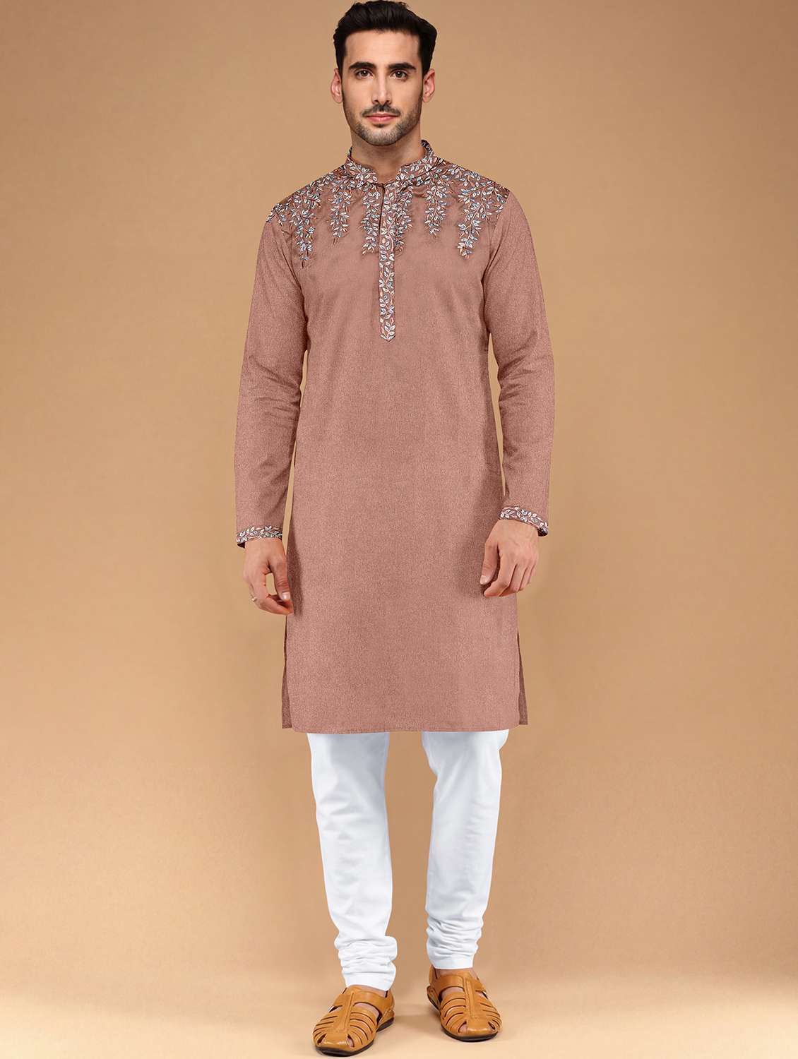men solid with work mandarin neck kurta pyjama set