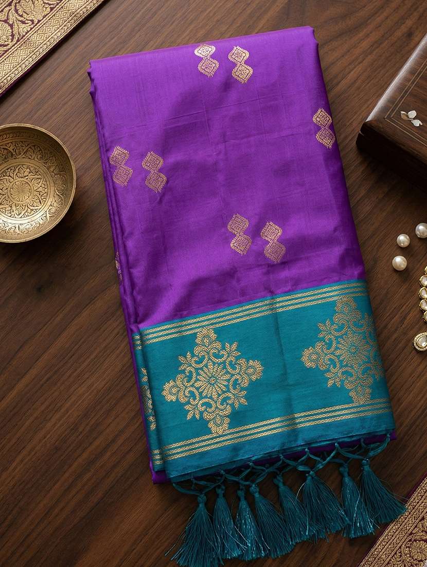 women self design banarasi saree with blouse - 22495239 -  Standard Image - 3