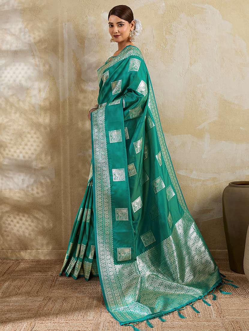 women self design banarasi saree with blouse - 22495267 -  Standard Image - 3