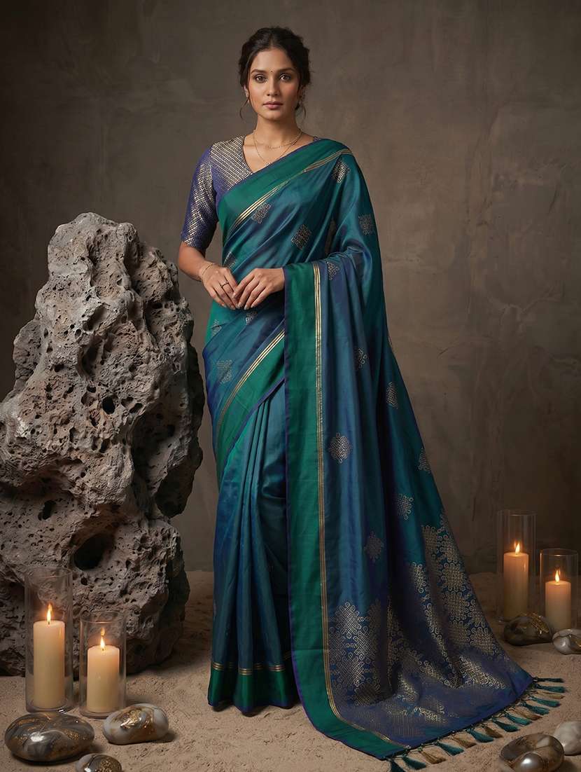 women self design banarasi saree with blouse