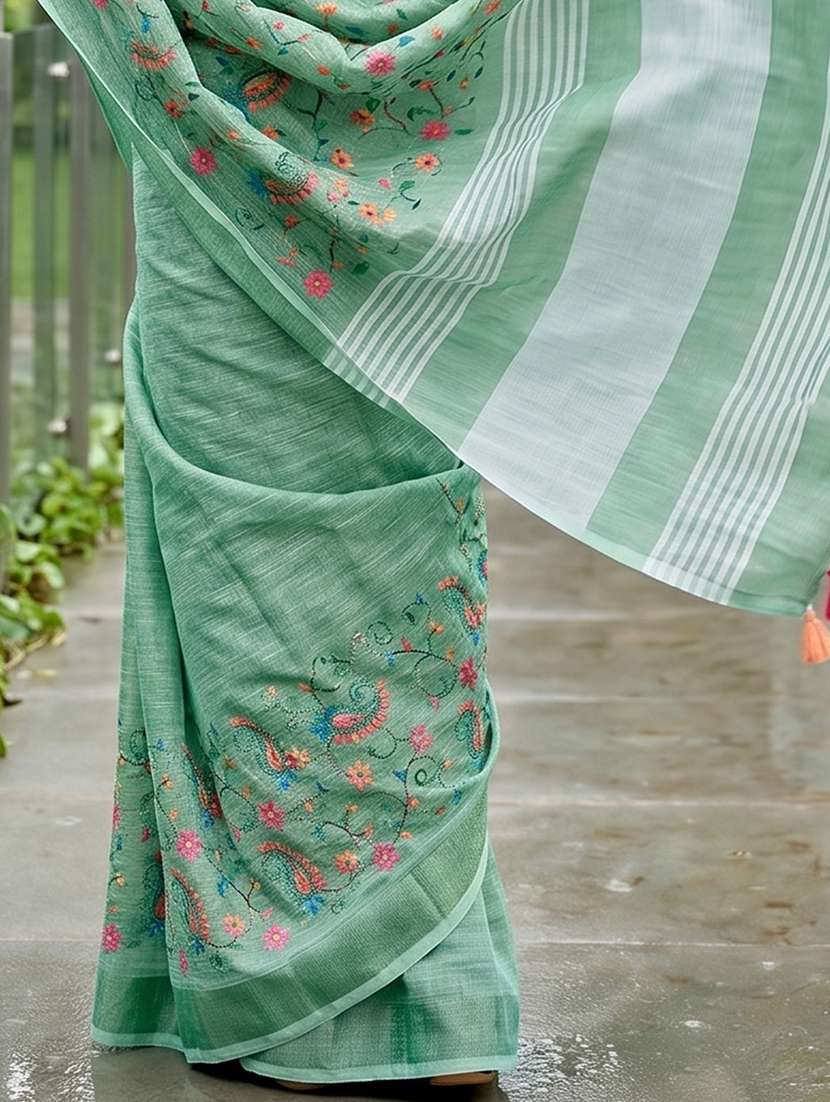 women solid with work embroidered saree with blouse - 22495280 -  Standard Image - 3