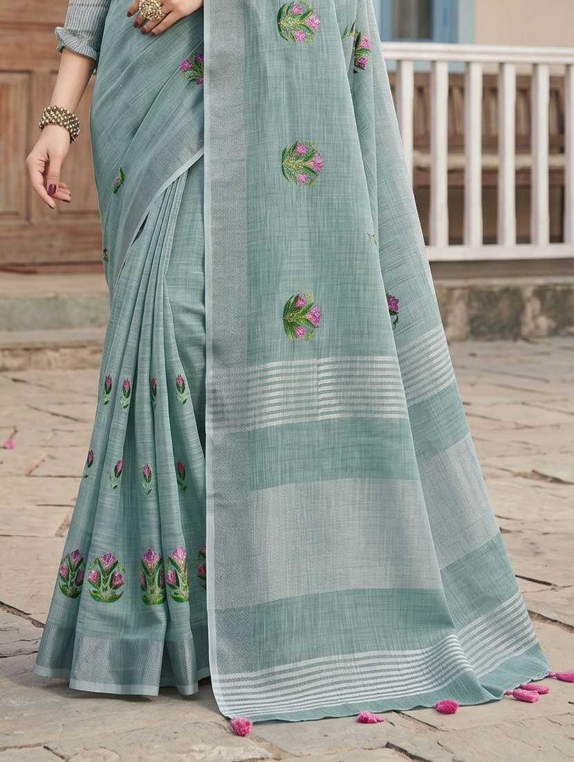 women solid with work embroidered saree with blouse - 22495282 -  Standard Image - 3