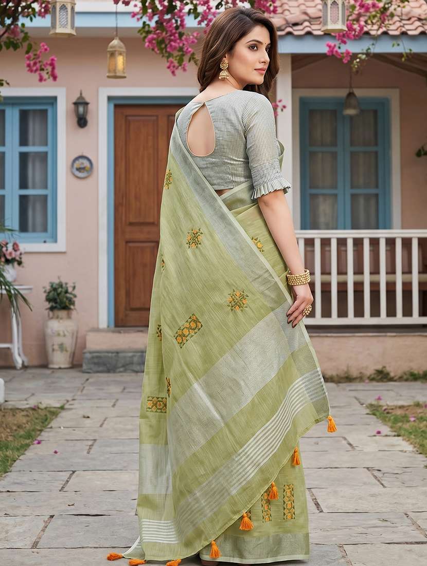 women solid with work embroidered saree with blouse - 22495285 -  Standard Image - 3