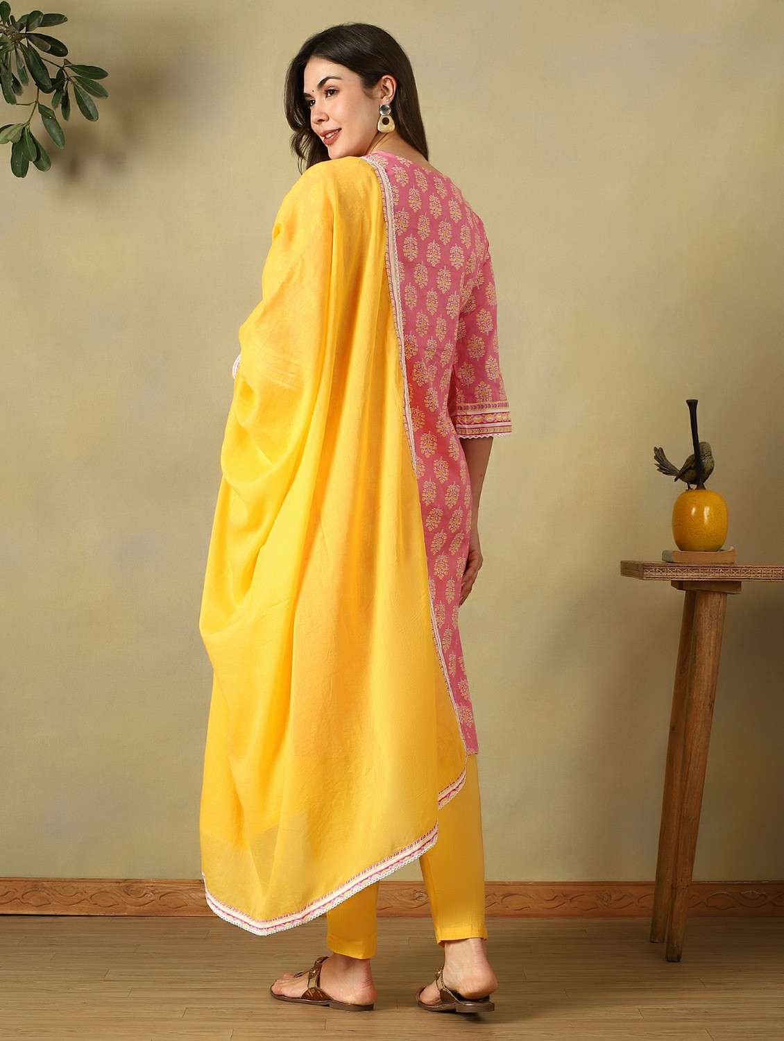 women printed three quarter sleeve kurta pant with dupatta set - 22495507 -  Standard Image - 3