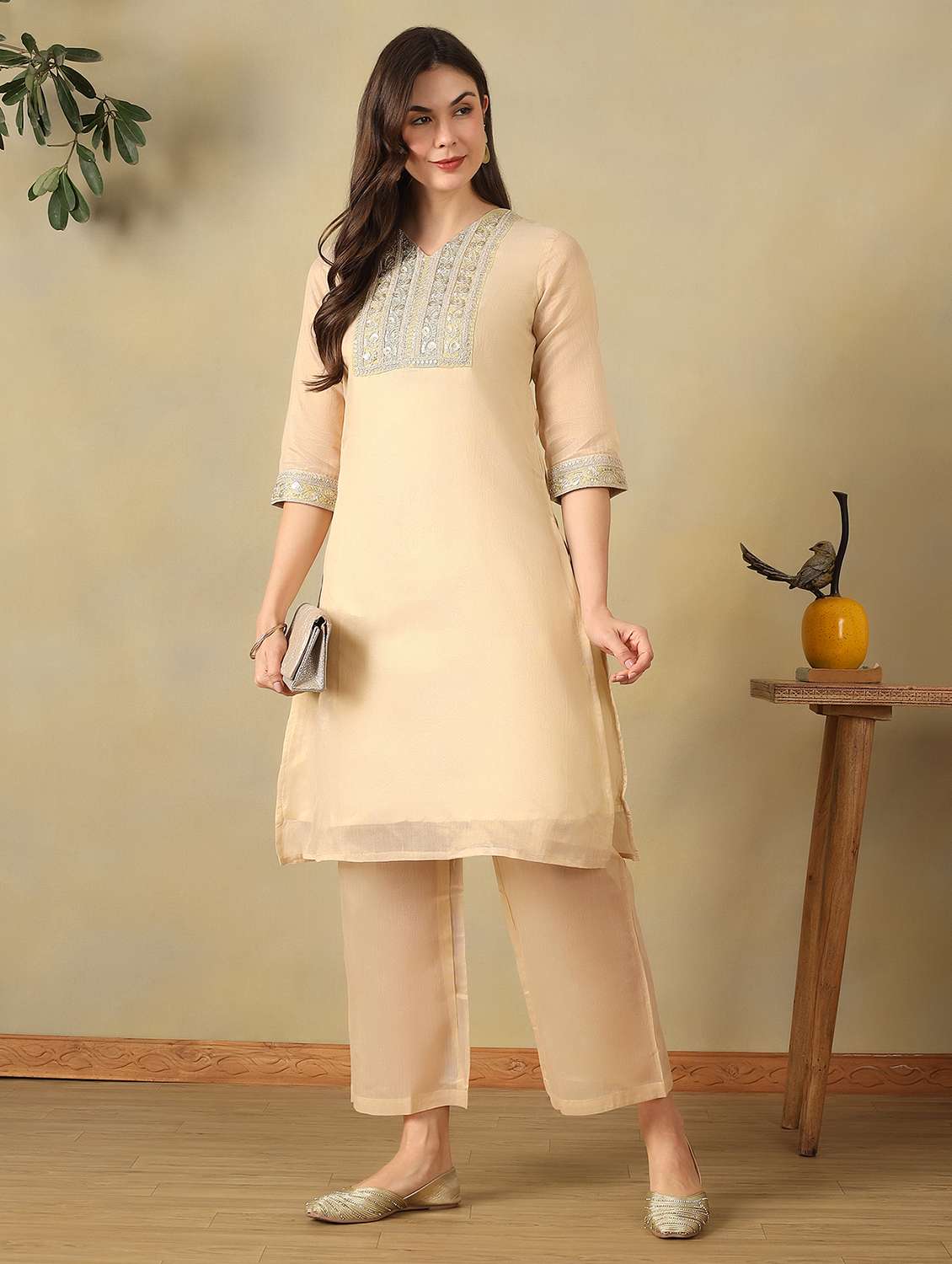 women embroidered three quarter sleeve kurta pant set