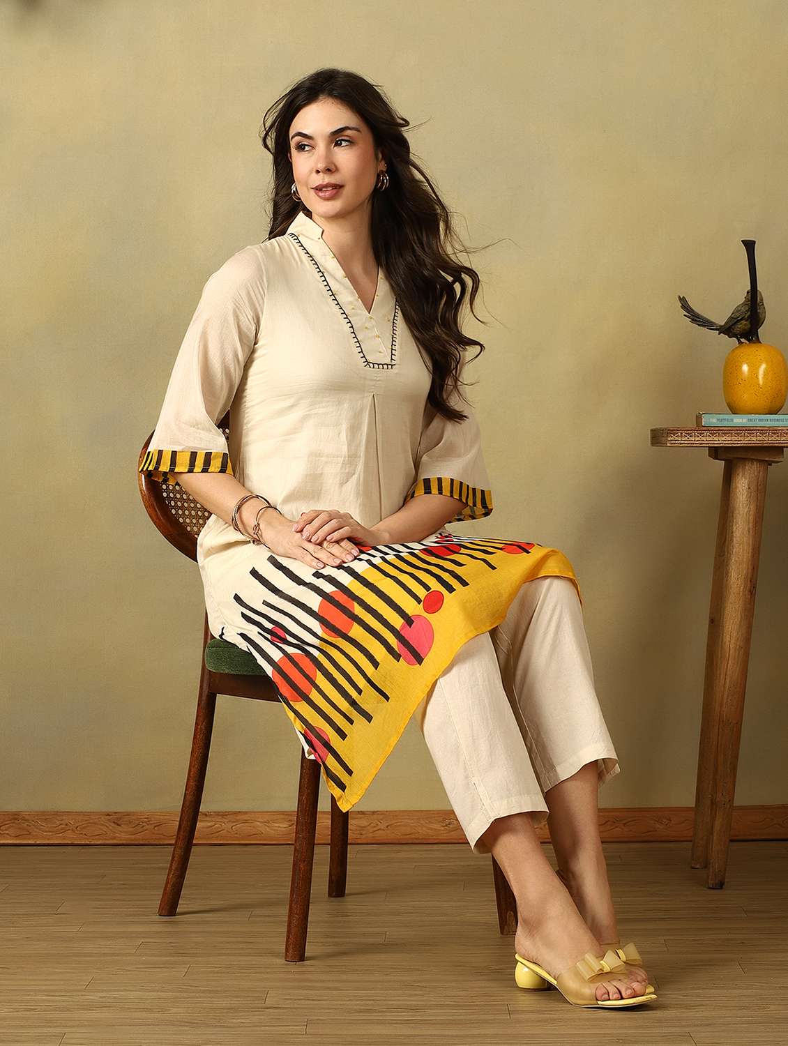women printed three quarter sleeve kurta pant set - 22495559 -  Standard Image - 5
