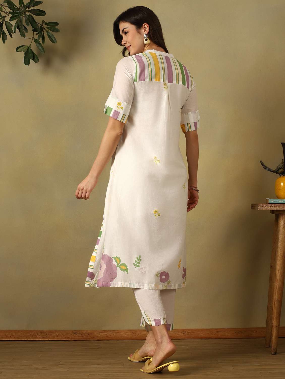 women printed three quarter sleeve kurta pant set - 22495562 -  Standard Image - 5