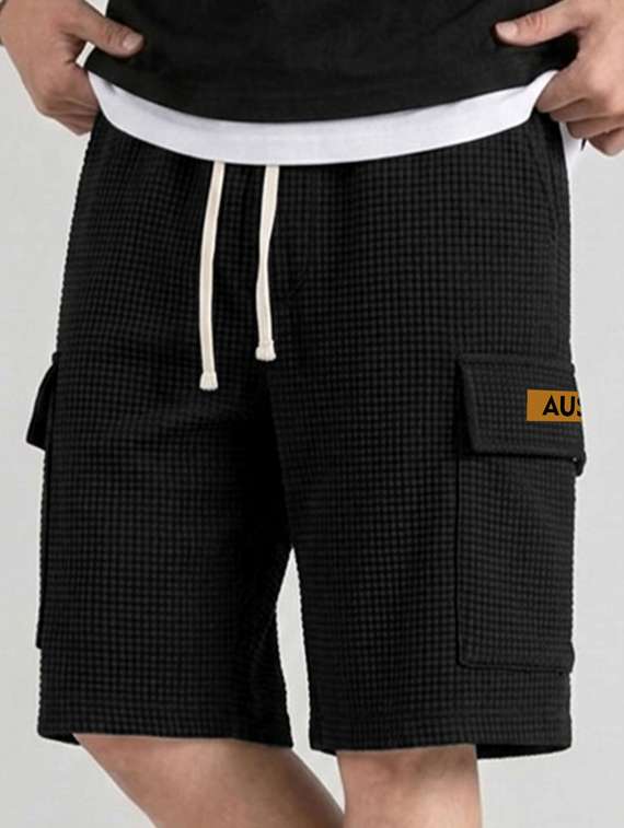men textured mid rise regular fit cargo shorts