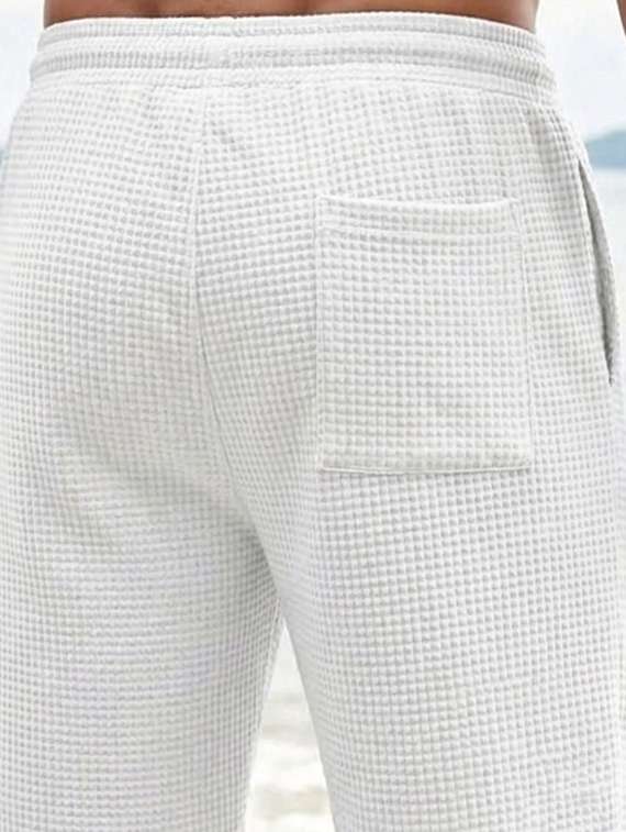 Men Textured Mid Rise Regular Fit Short - 22497420 -  Standard Image - 3