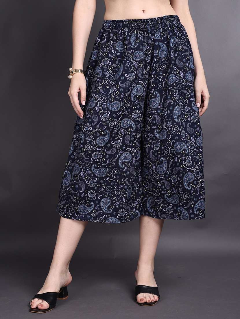 women printed mid rise flared palazzo