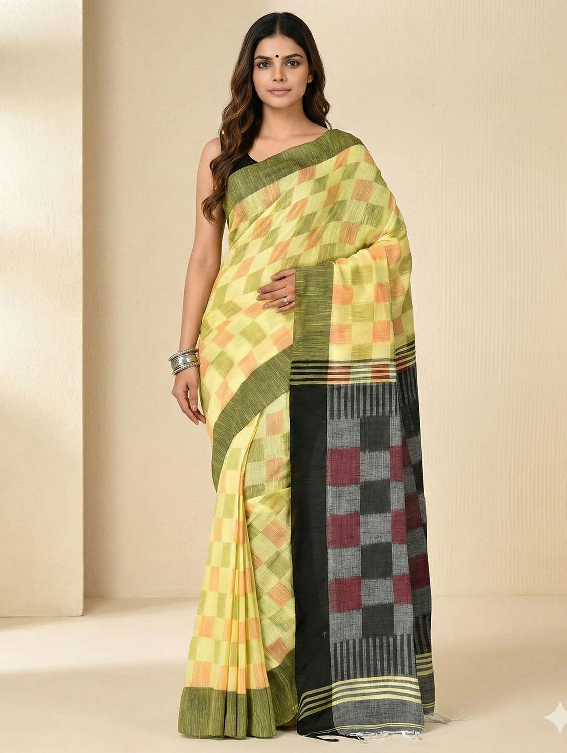 women checkered handloom saree with blouse