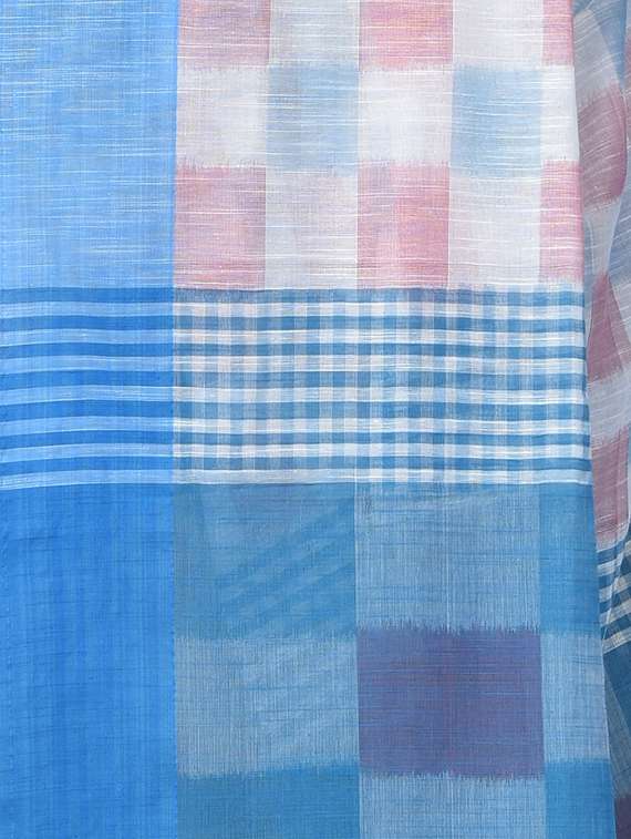 women checkered handloom saree with blouse - 22497602 -  Standard Image - 3