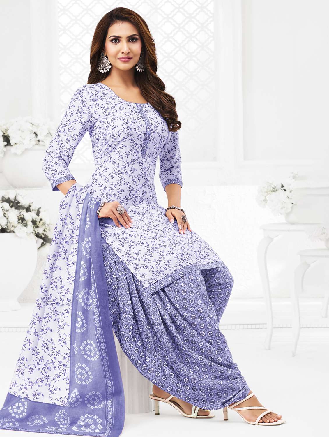 women printed unstitched suit set