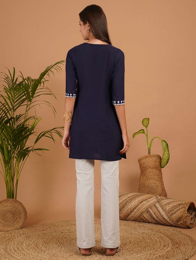 women embroidered three quarter sleeve straight kurti - 22497985 -  Standard Image - 5