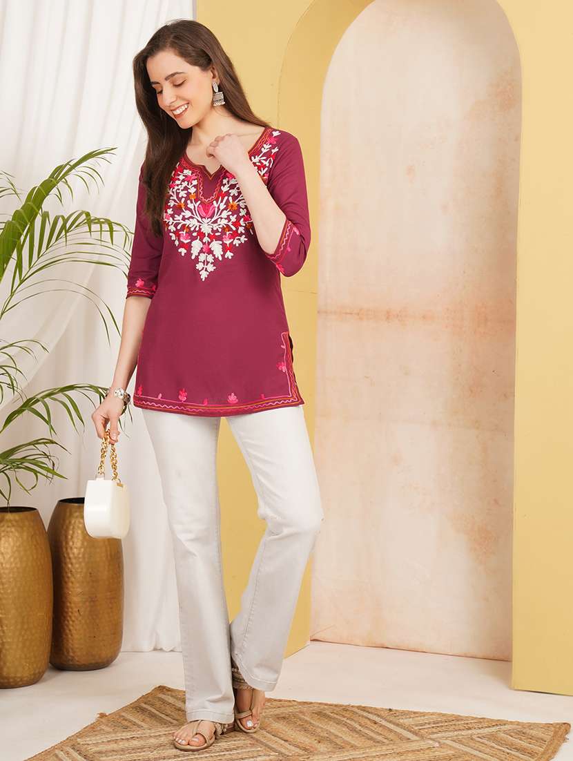 women embroidered notch neck straight kurti - 22498028 -  Standard Image - 5