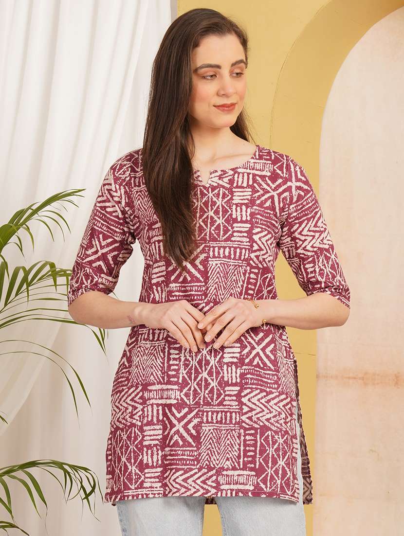 women printed notch neck straight kurti