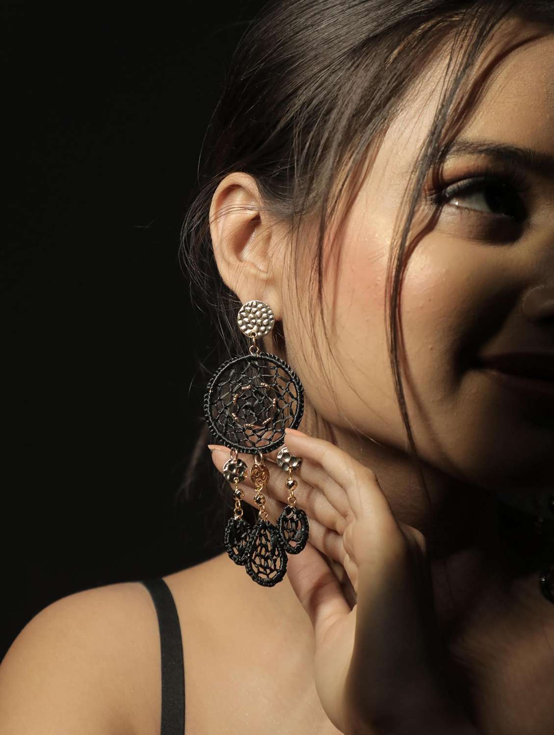 black raffia & metal drop earring - 22498091 -  Standard Image - 3