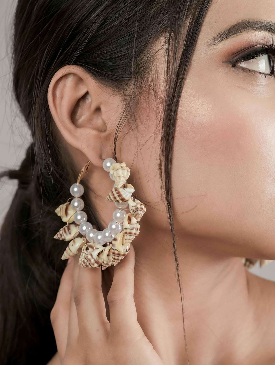 shell & pearl beaded hoop earring - 22498095 -  Standard Image - 3