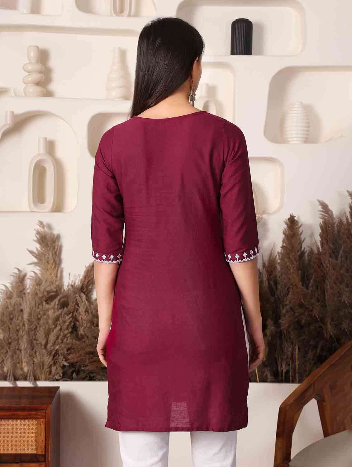 Women Embroidered Three Quarter Sleeve Straight Kurti - 22498128 -  Standard Image - 3