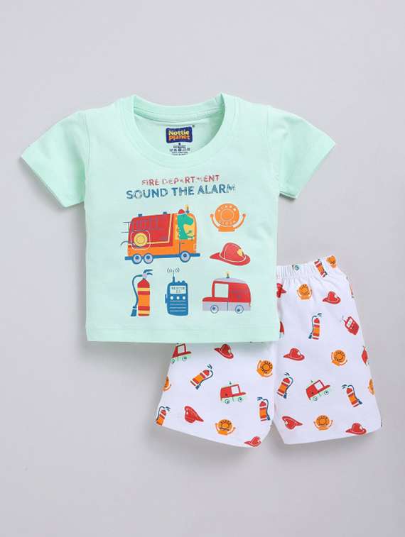 boys printed short sleeves t-shirt and shorts set