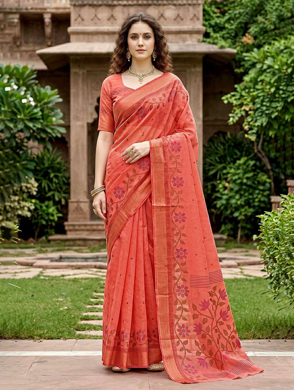 women printed casual wear saree with blouse