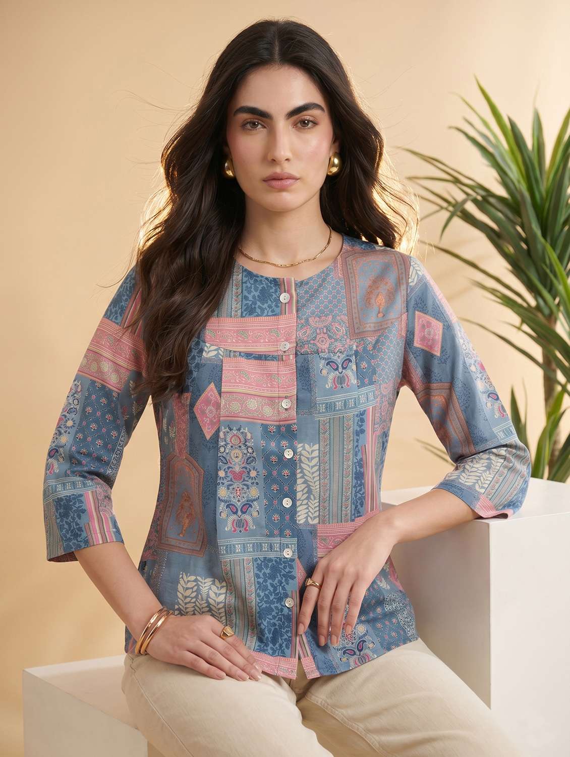 women printed three quarter sleeve ethnic top