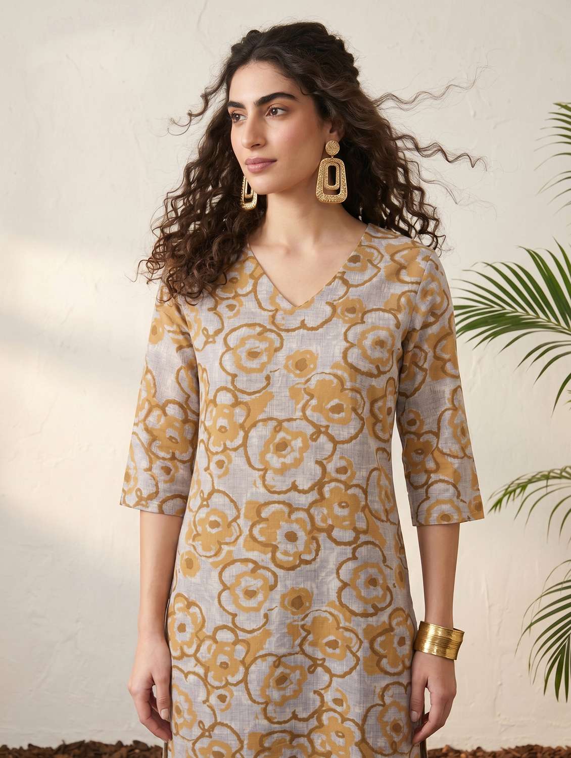 women printed three quarter sleeve straight kurta - 22499085 -  Standard Image - 5
