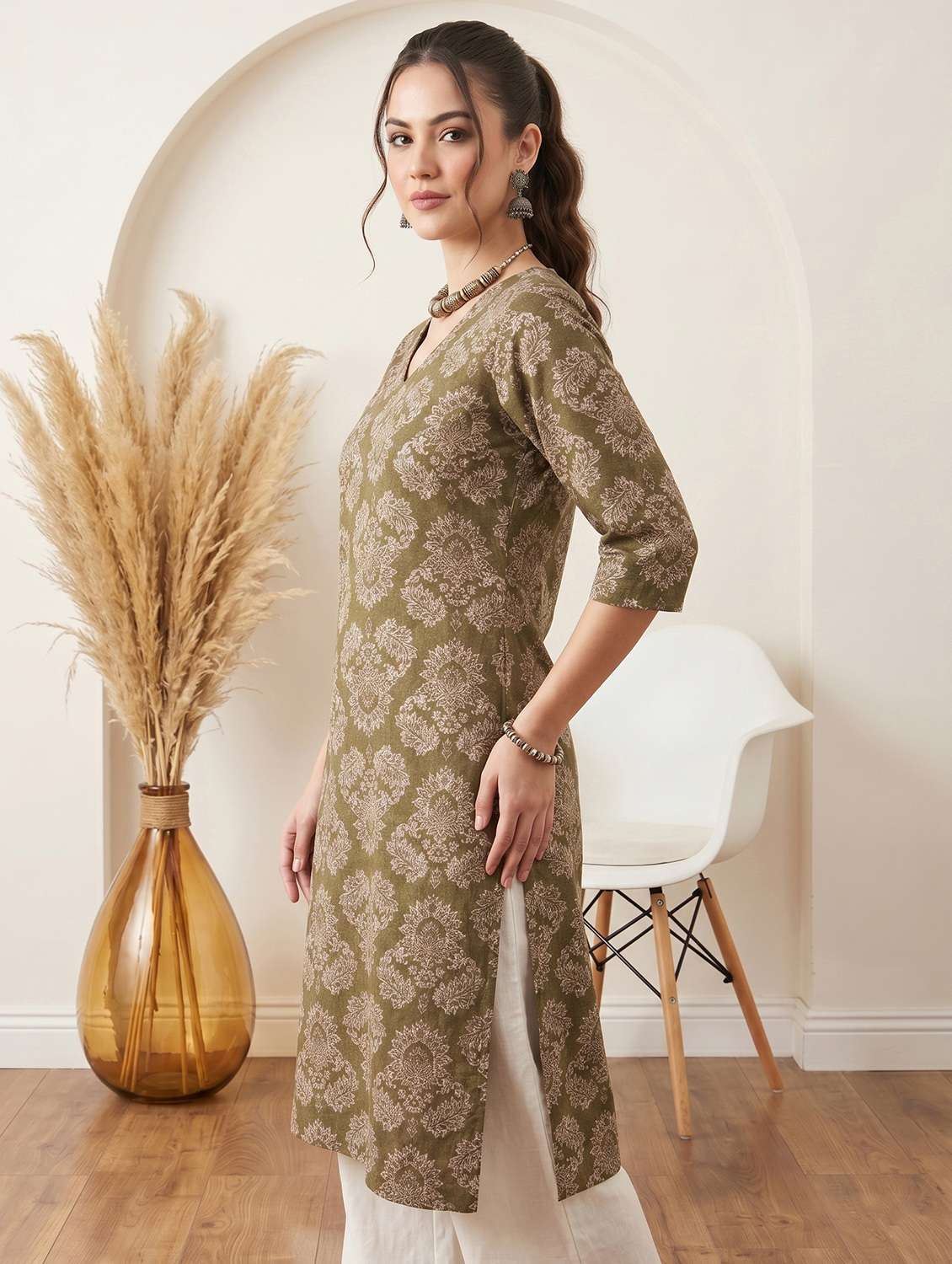 women printed three quarter sleeve straight kurta - 22499086 -  Standard Image - 3