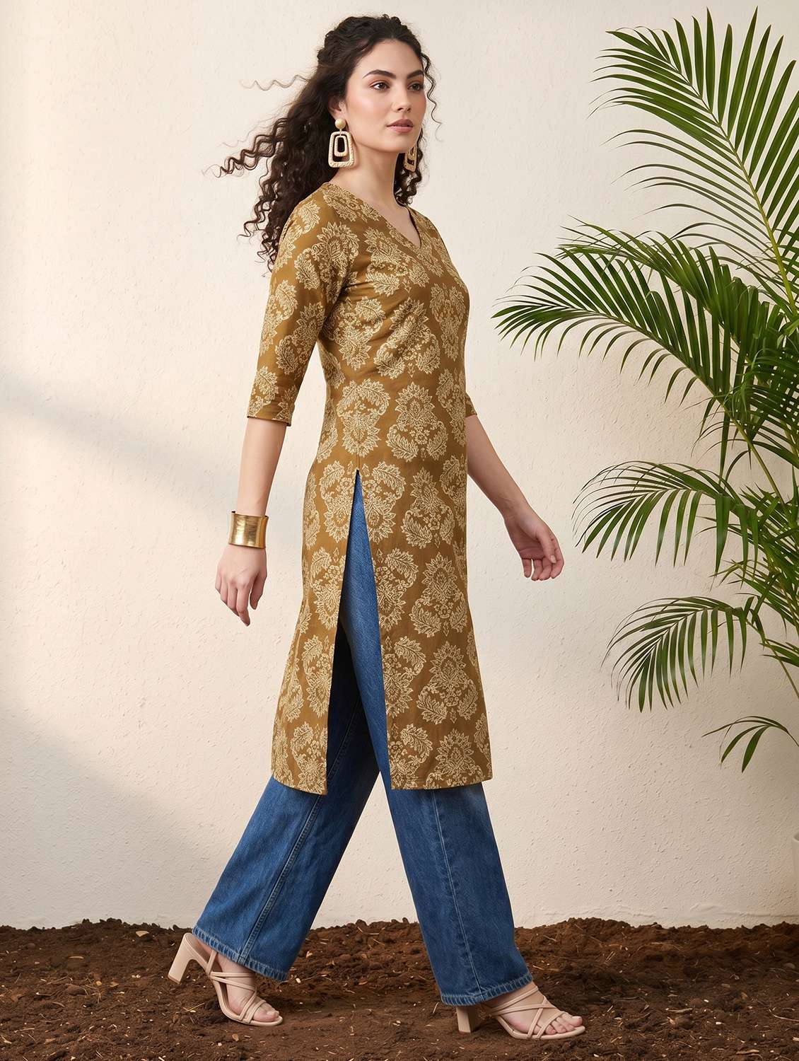 women printed three quarter sleeve straight kurta - 22499087 -  Standard Image - 5
