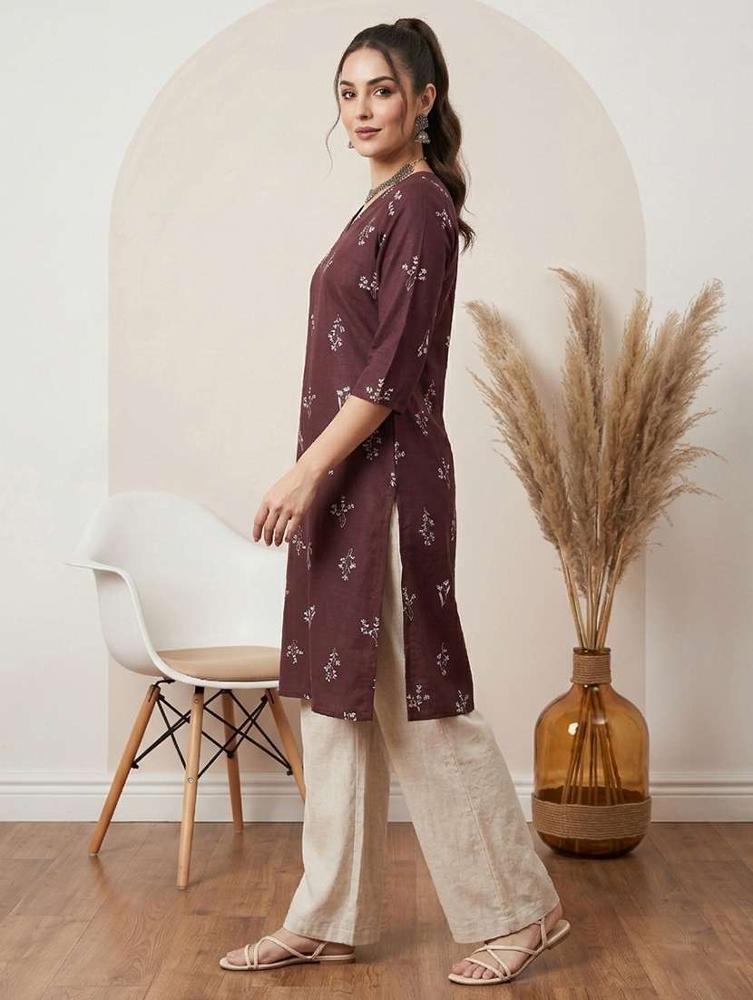 women printed three quarter sleeve straight kurta - 22499089 -  Standard Image - 3