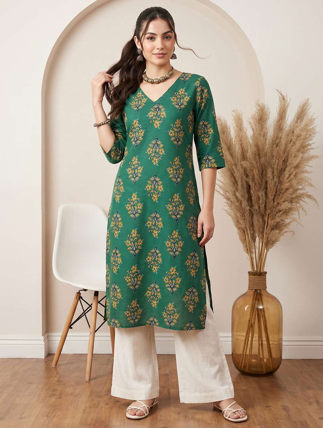 women printed three quarter sleeve straight kurta - 22499097 -  Standard Image - 3