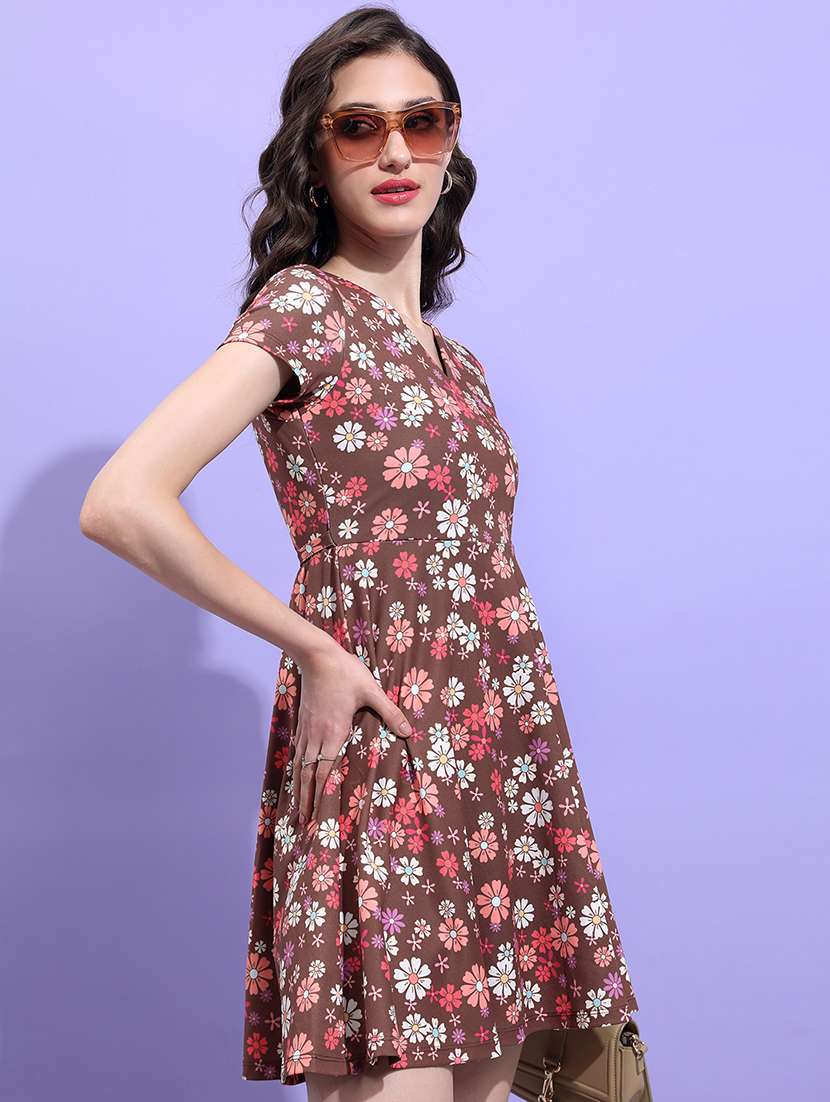 women floral printed v neck fit and flare dress - 22499191 -  Standard Image - 3