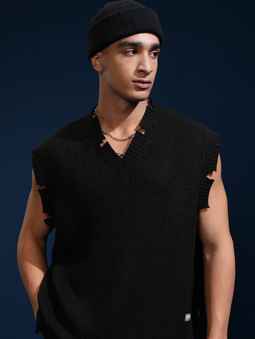 men self design sleeveless pullover sweater