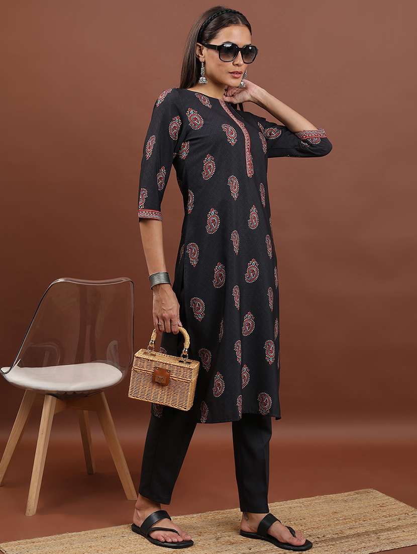 women printed three quarter sleeve straight kurta - 22499531 -  Standard Image - 3