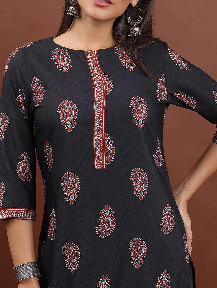 women printed three quarter sleeve straight kurta - 22499531 -  Standard Image - 5