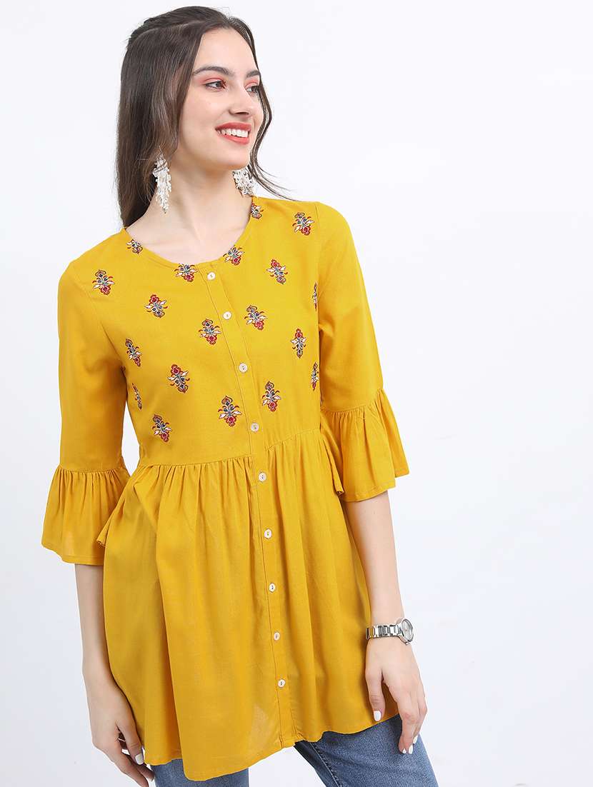 women printed round neck flared top