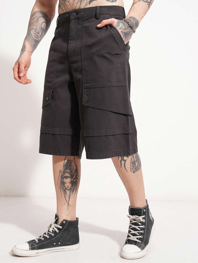 men solid mid rise cargo three fourth shorts - 22499598 -  Standard Image - 3
