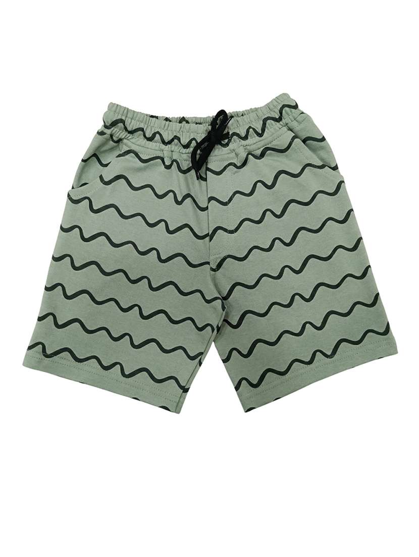 boys printed mid rise regular shorts