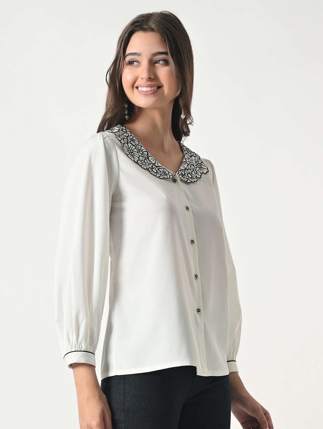 women embroidered peter pan collar shirt - 22499787 -  Standard Image - 3
