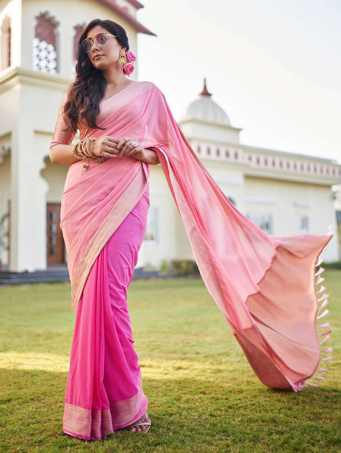 women ombre bordered saree with blouse
