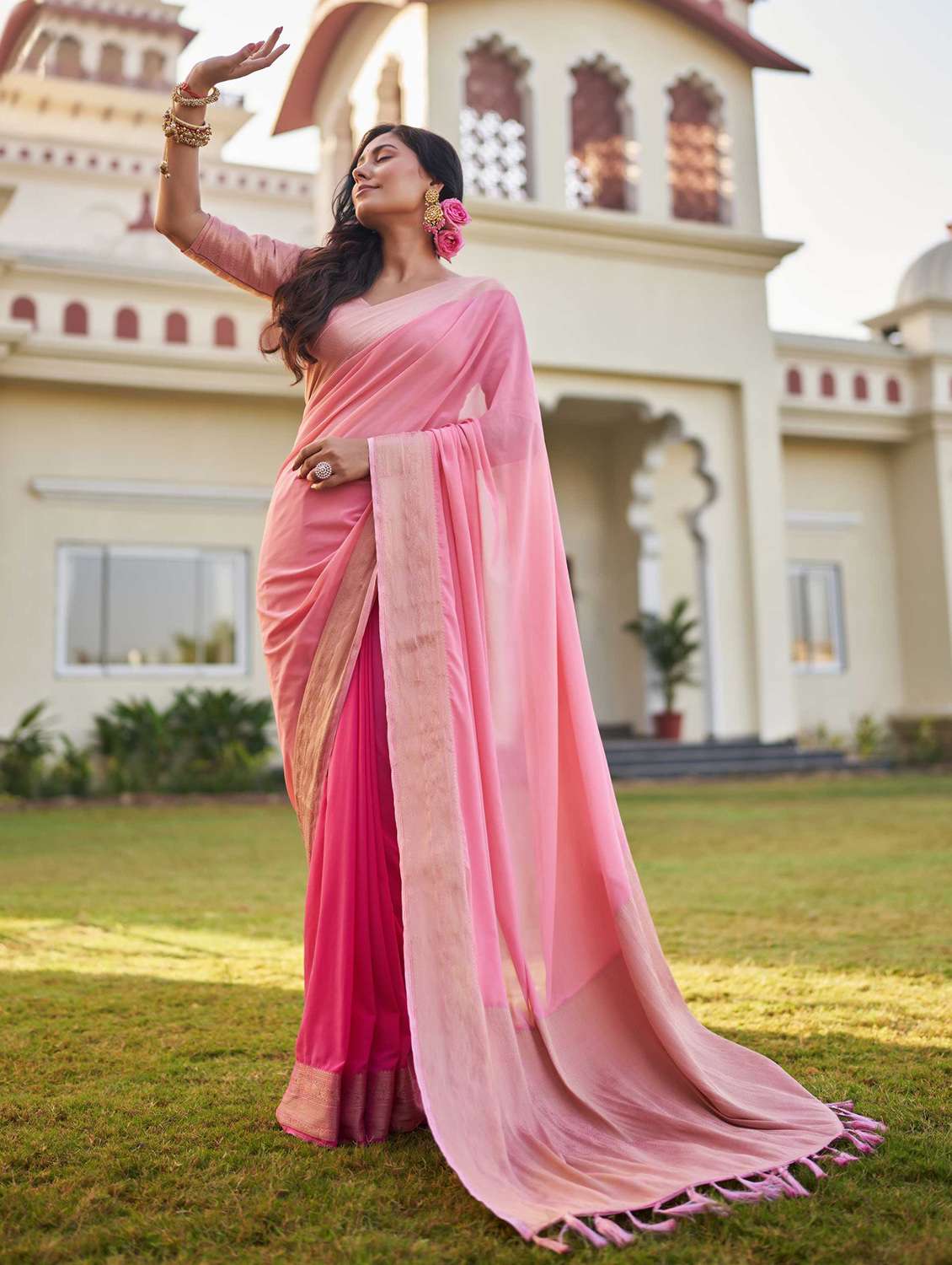 women ombre bordered saree with blouse - 22499803 -  Standard Image - 3