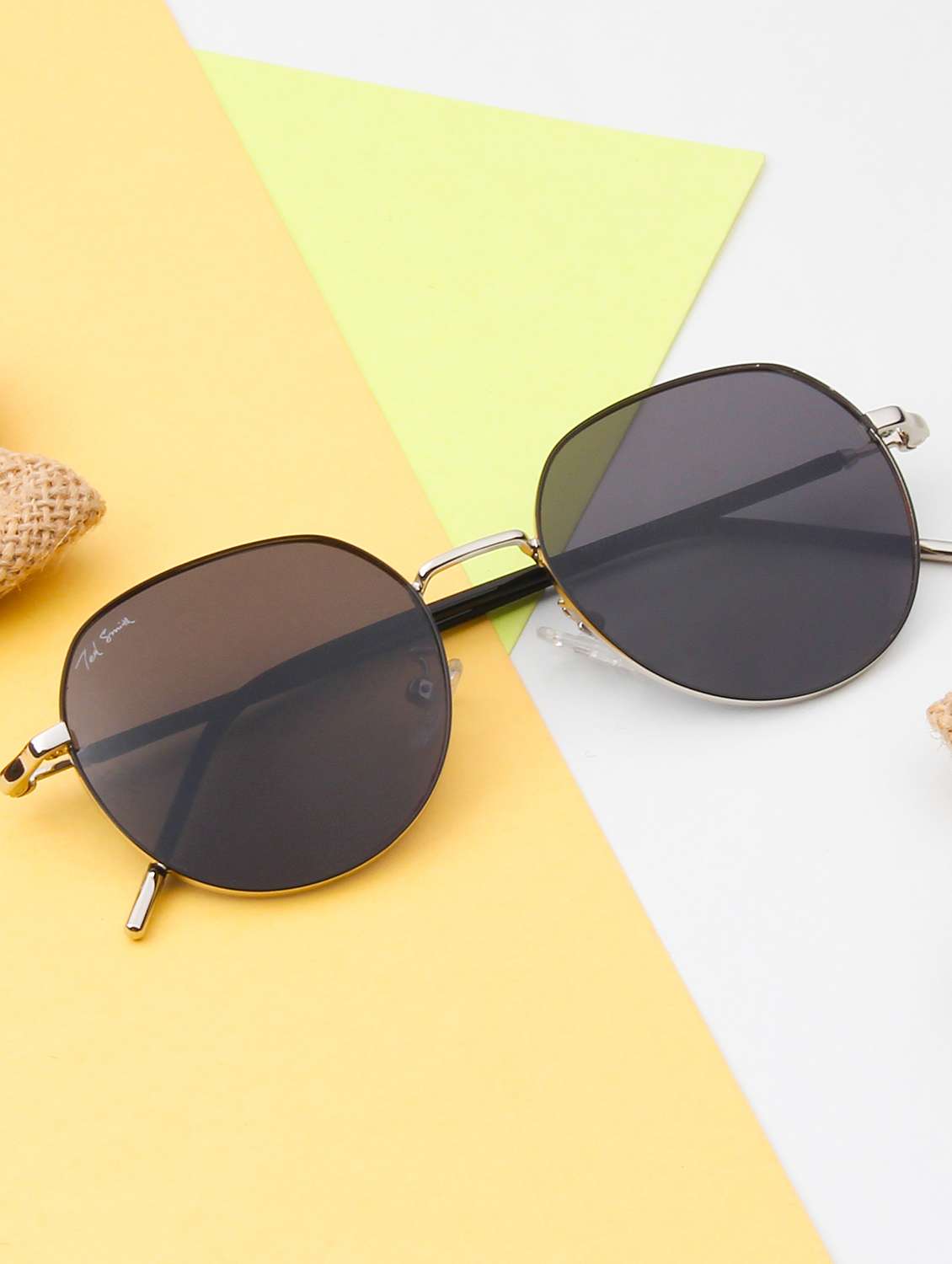 ted smith unisex round metal silver-black sunglasses with polarized lenses