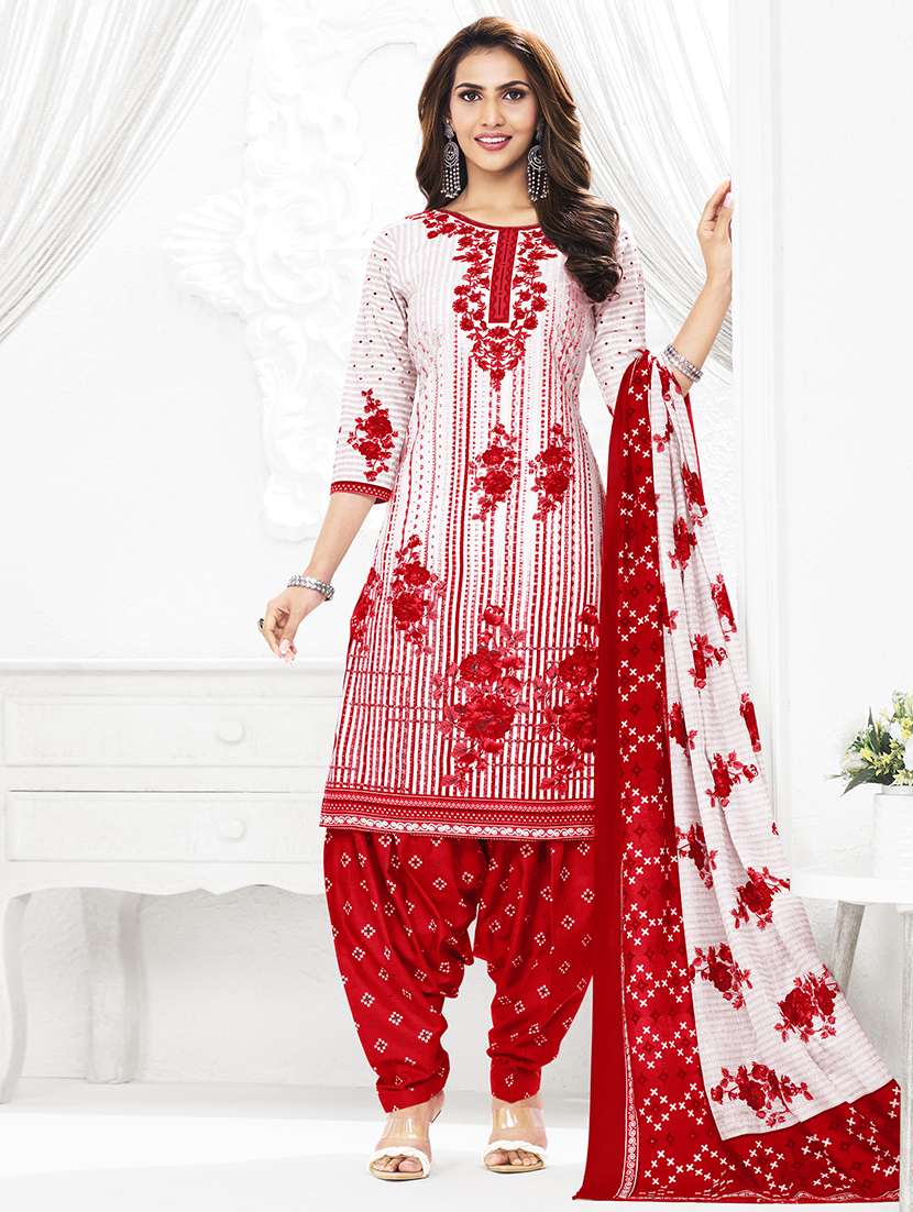 women printed three quarter sleeve kurta patiala with dupatta set