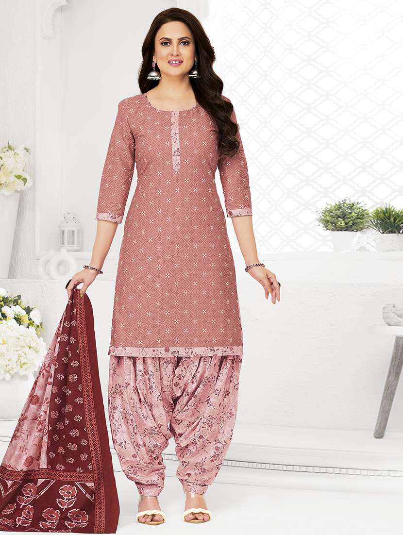 women printed three quarter sleeve kurta patiala with dupatta set