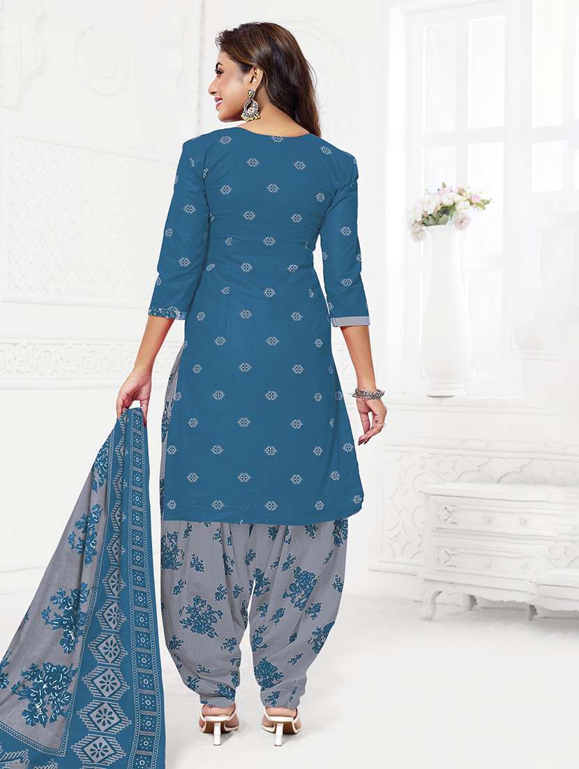 Women Printed Three Quarter Sleeve Kurta Patiala With Dupatta Set - 22500160 -  Standard Image - 3
