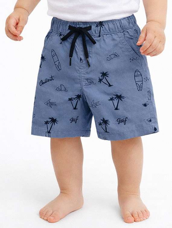 boys printed mid rise shorts