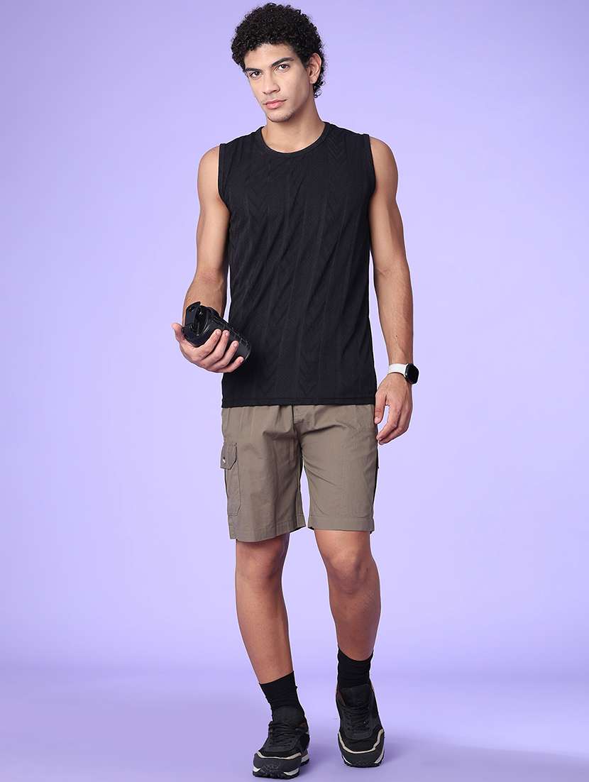 men solid mid rise regular fit cargo shorts - 22501048 -  Standard Image - 5
