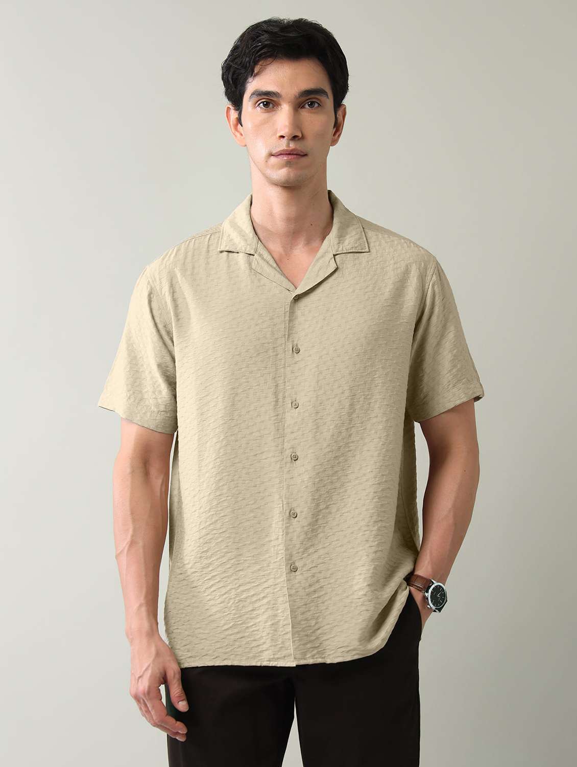 men self design short sleeve regular fit casual shirt